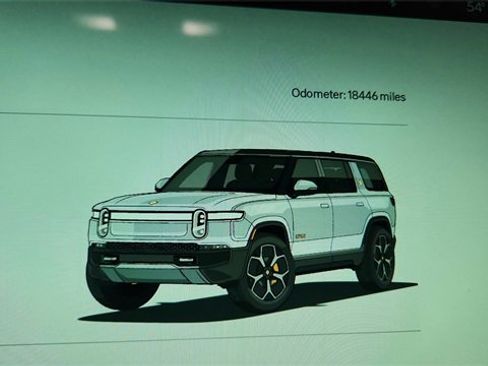 Used 2023 Rivian R1S Adventure image 43