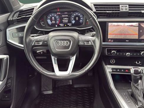 Used 2023 Audi Q3 2.0T Premium Plus w/ Premium Plus Package AWD/4WD image 23