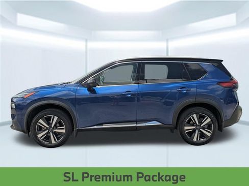 Used 2023 Nissan Rogue SL w/ SL Premium Package FWD image 2