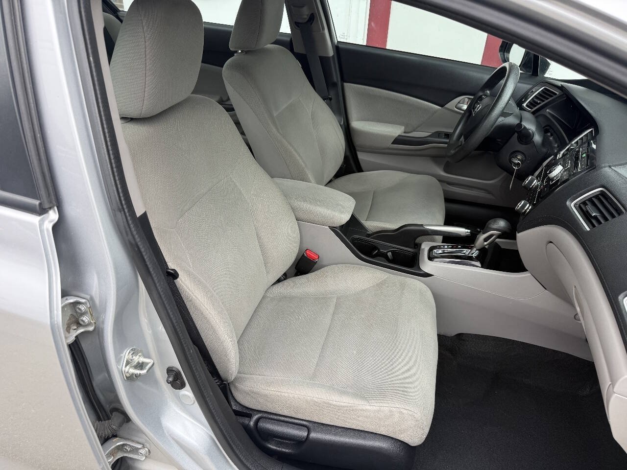 Used 2013 Honda Civic LX image 9