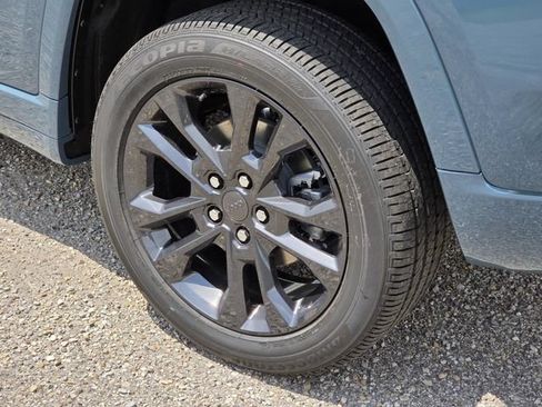 New 2026 Jeep Grand Cherokee Limited AWD/4WD image 7