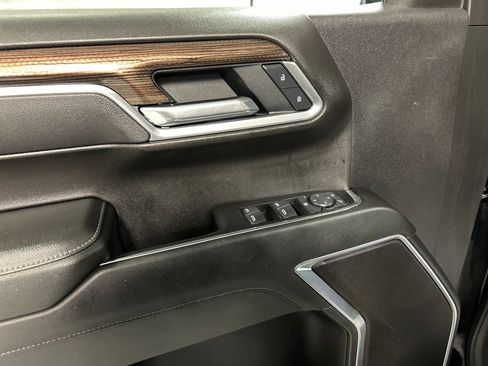 Used 2025 Chevrolet Silverado 1500 LT w/ Work Truck Package AWD/4WD image 14