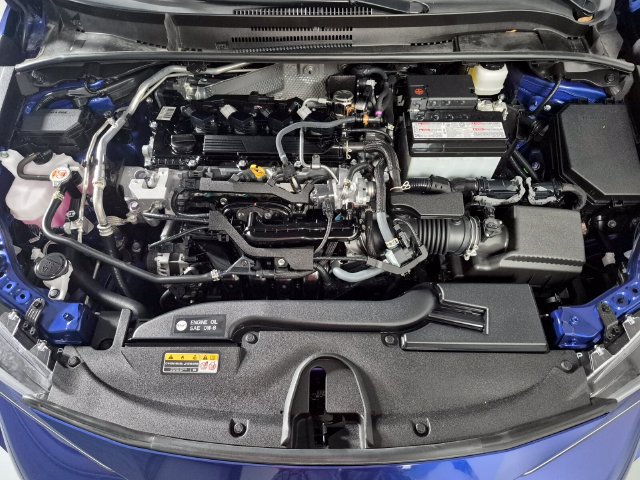 Certified 2025 Toyota Corolla XSE FWD image 8