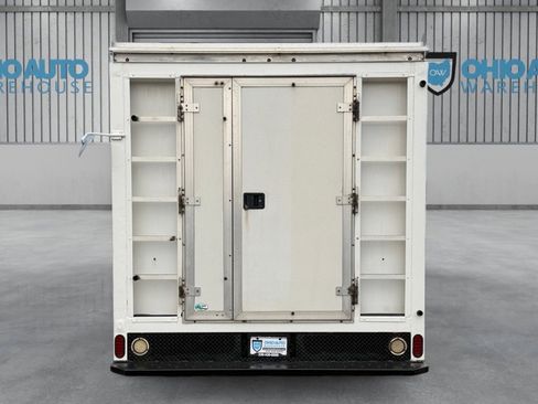 Used 2016 Chevrolet Express 3500 image 7