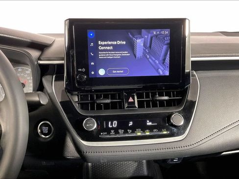 Used 2025 Toyota Corolla SE FWD image 5