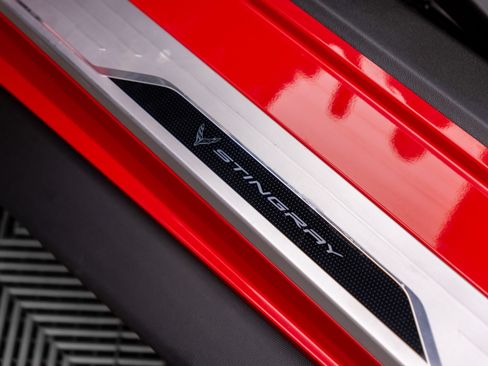 Used 2022 Chevrolet Corvette Stingray Preferred Cpe w/ Z51 Performance Package RWD image 16