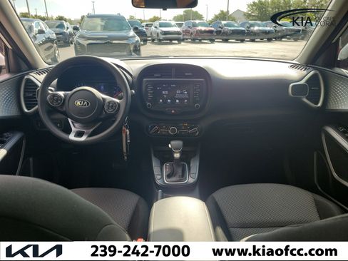 Used 2020 Kia Soul LX FWD image 15