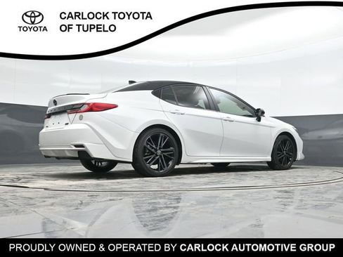 Used 2025 Toyota Camry XSE image 31