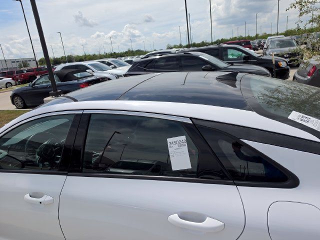 Used 2024 Kia K5 GT-Line AWD/4WD image 10
