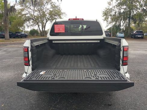 Certified 2024 Nissan Frontier SL w/ Technology Package image 13