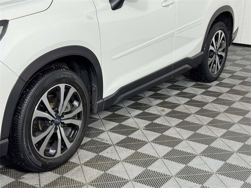 Used 2021 Subaru Forester Limited image 13