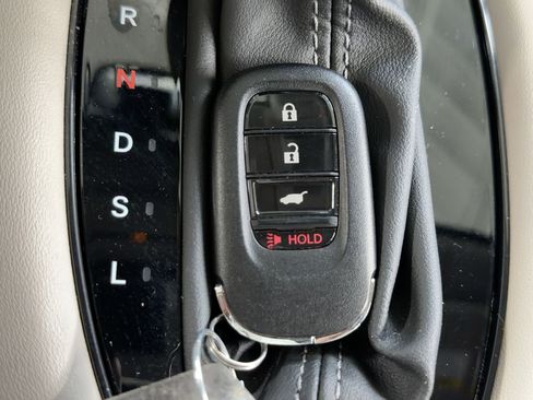 Certified 2023 Honda HR-V LX image 25