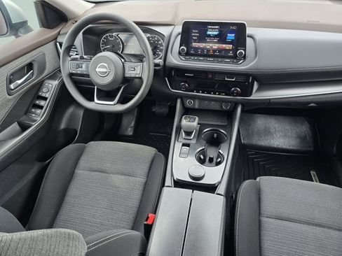Used 2022 Nissan Rogue SV AWD/4WD image 30