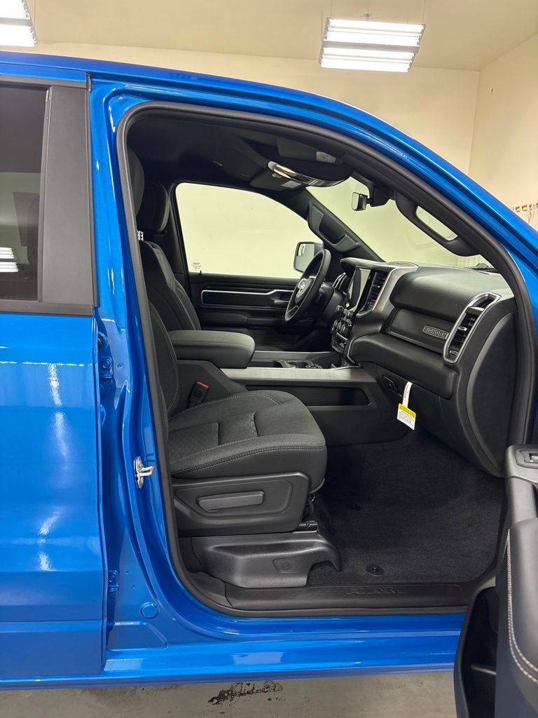 New 2026 RAM 1500 Big Horn w/ Night Edition AWD/4WD image 24