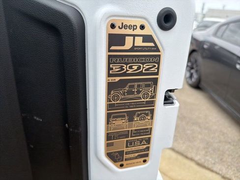 Used 2024 Jeep Wrangler Unlimited Rubicon 392 AWD/4WD image 28