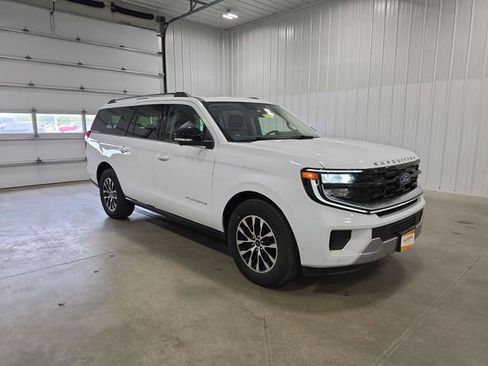 Used 2025 Ford Expedition Max Platinum AWD/4WD image 2