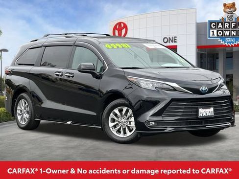 Certified 2025 Toyota Sienna XLE w/ XLE Plus Package AWD/4WD image 2
