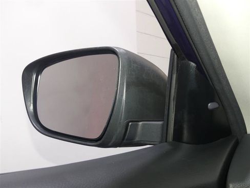 Used 2020 Nissan Rogue S AWD/4WD image 14