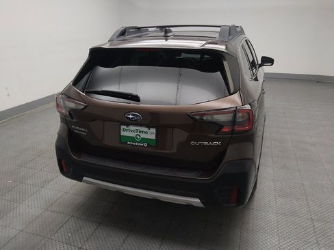 Used 2020 Subaru Outback Limited w/ Popular Package #2 AWD/4WD image 7