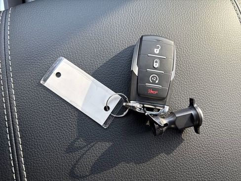 New 2026 RAM 1500 4x4 Crew Cab image 29