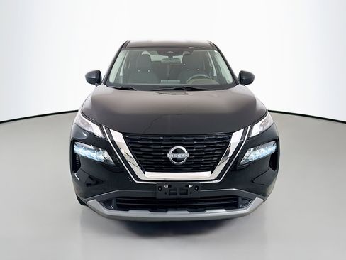 Used 2023 Nissan Rogue S AWD/4WD image 2