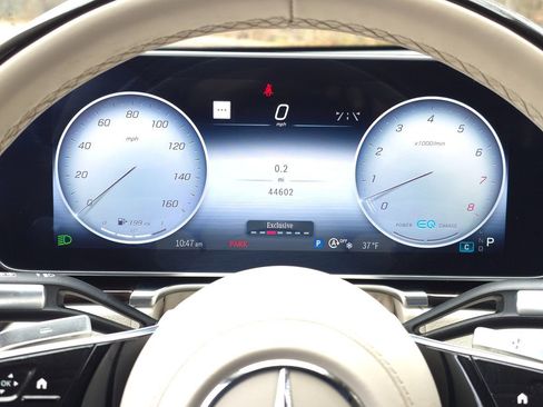 Used 2022 Mercedes-Benz S 500 4MATIC image 36