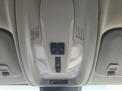 Used 2017 Chevrolet Equinox LS FWD image 22