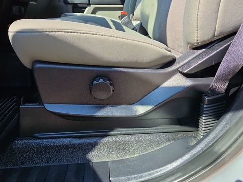 Used 2021 Ford F250 XL AWD/4WD image 21