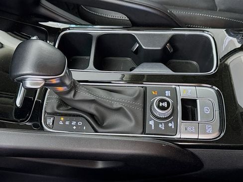 Certified 2024 Kia Telluride S AWD/4WD image 17