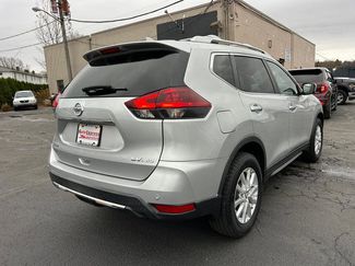 Used 2020 Nissan Rogue SV video 3