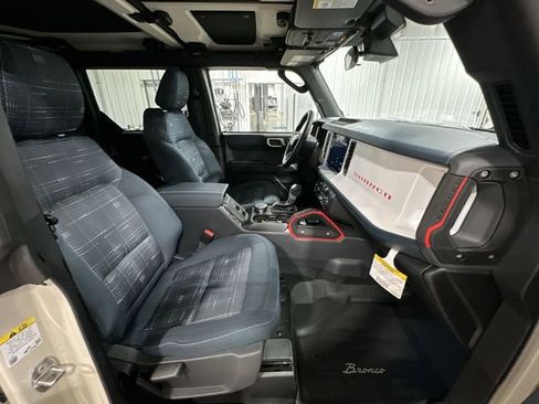 New 2026 Ford Bronco Heritage Edition AWD/4WD image 29
