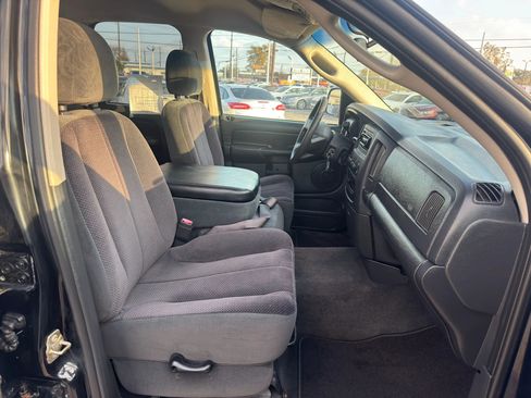 Used 2004 Dodge Ram 1500 Truck SLT image 10