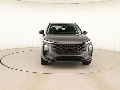 New 2026 Audi Q3 quattro 2.0T image 11