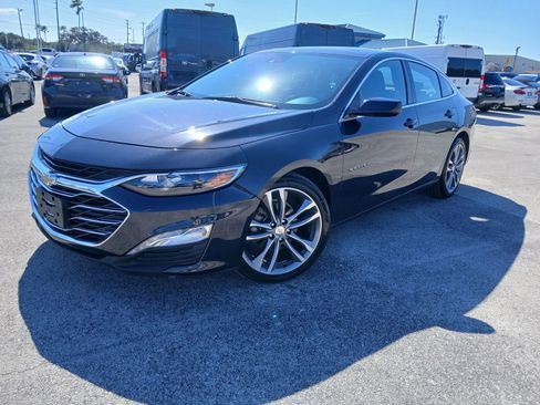 Used 2023 Chevrolet Malibu LT w/ Driver Confidence Package image 2