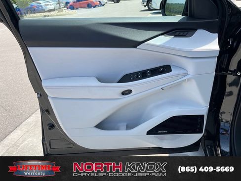 New 2026 Jeep Cherokee Overland w/ Advanced Pro Tech Group AWD/4WD image 5