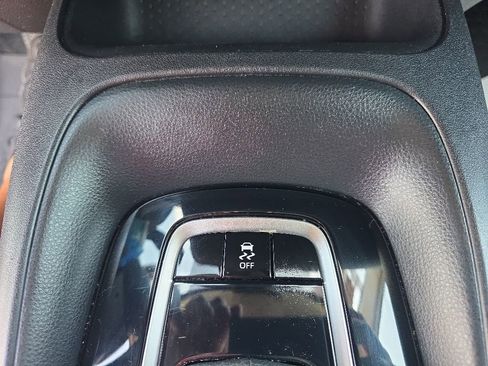 Used 2024 Toyota Corolla LE FWD image 19