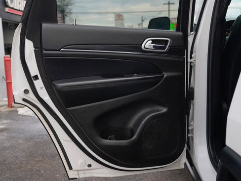 Used 2020 Jeep Grand Cherokee Limited w/ Premium Lighting Group image 27