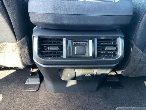 Used 2023 Ford F150 Lariat w/ Equipment Group 502A High AWD/4WD image 16