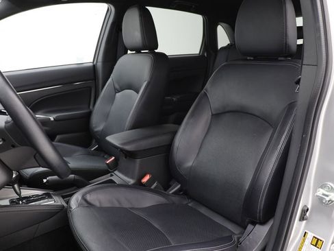 Used 2024 Mitsubishi Outlander Sport SEL image 16