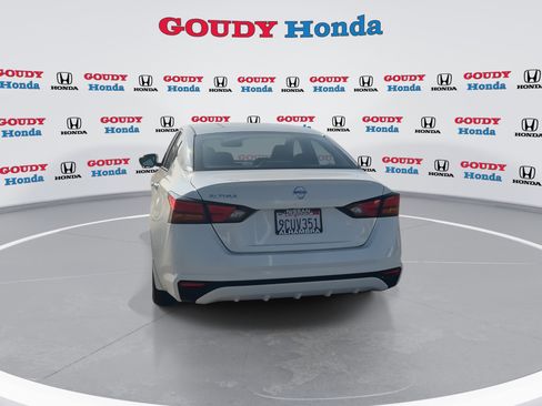 Used 2022 Nissan Altima 2.5 S image 7