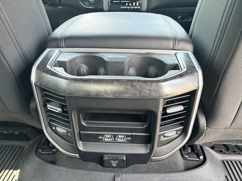 Used 2022 RAM 1500 Big Horn AWD/4WD image 26