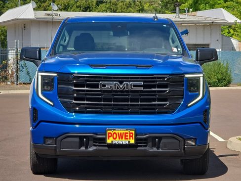 Used 2024 GMC Sierra 1500 Elevation AWD/4WD image 9