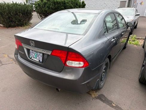 Used 2010 Honda Civic LX image 2