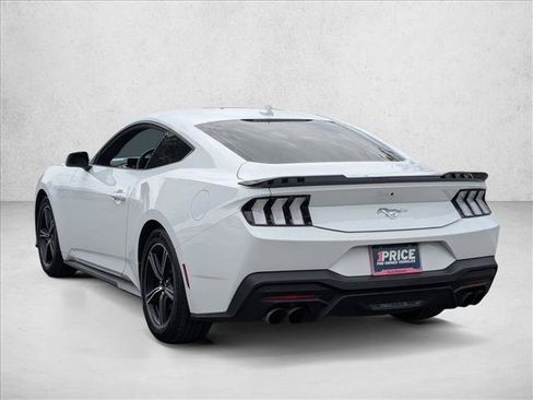 Used 2024 Ford Mustang Coupe RWD image 8