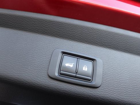Used 2025 Mitsubishi Outlander SEL AWD/4WD image 36