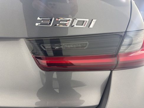 Certified 2024 BMW 330i xDrive Sedan w/ Premium Package AWD/4WD image 7