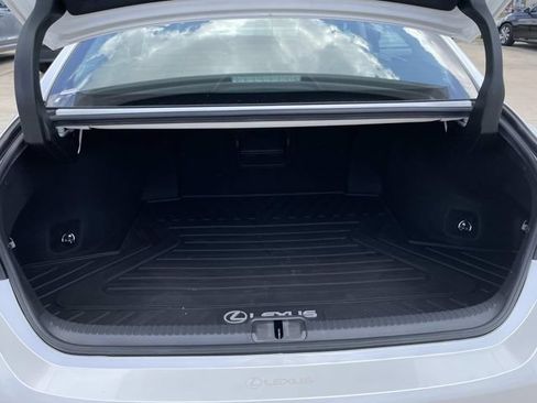 Used 2020 Lexus ES 350 w/ Premium Package FWD image 8