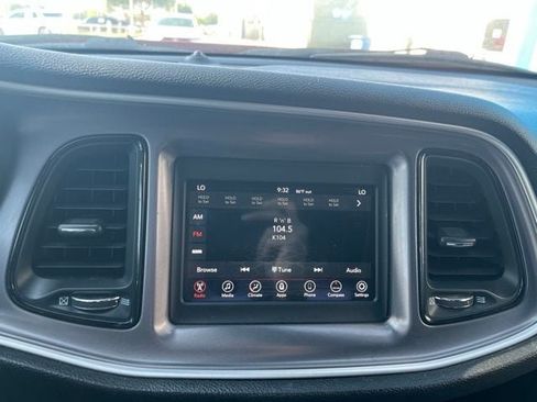 Used 2019 Dodge Challenger R/T RWD image 22