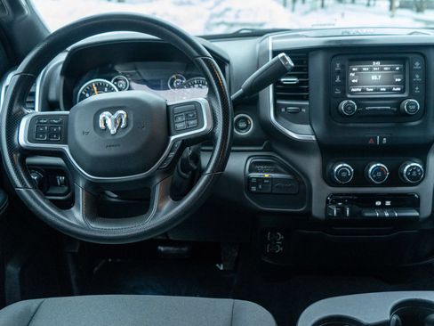 Used 2021 RAM 2500 Big Horn image 12