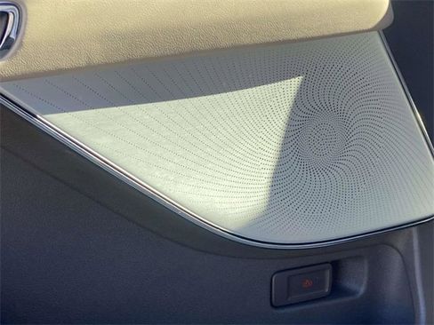 Used 2022 Lincoln Aviator Reserve w/ Equipment Group 201A image 17